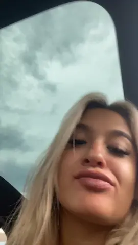real 🇬🇧 women 🥖 boba 🏠 truck 🦆