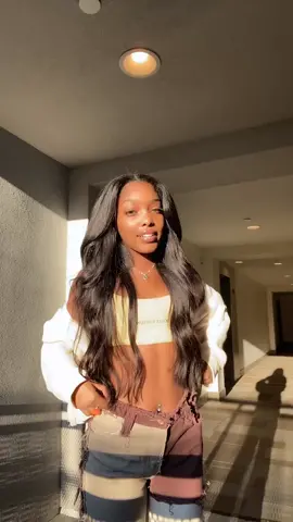 My shadow was getting into itttt 💀 Comment what u ate for breakfast