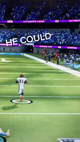Madden glitches are undefeated (via Twitter/905_5998) #sports #fyp #funny #xyzbca