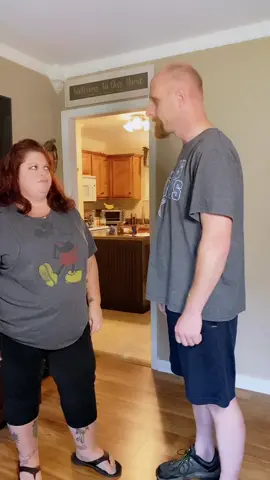 He thinks 😂 #marriedlife #husbandandwife #husbandandwifecomedy #shortpeopleproblems