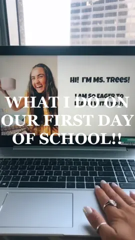 welcome to day one in my virtual classroom!! ✏️📓🌟 #teacherlife2020 #firstdayofschool #teacherlife2020 #teacheroutfitinspo #pinklilystyle #teacher