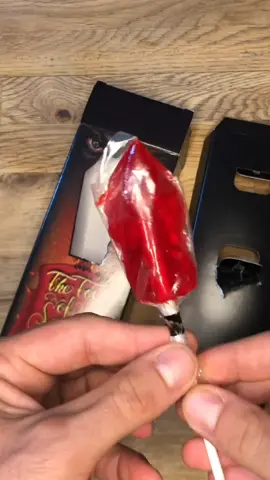 La sucette la plus épicée du monde ! 2000 fois plus fort que le Tabasco... #pourtoi #piment #challenge #spicy #spicychallenge #candy