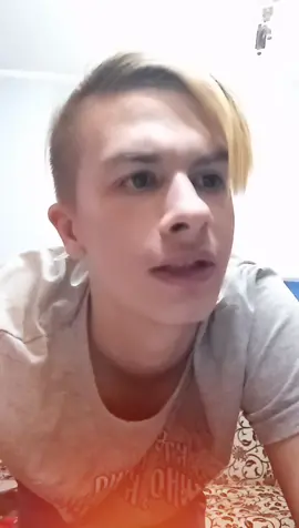 Когда загрустил и захотел спеть песню. #любе #песня #подпишись