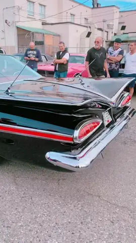 #thumbsuphotrods #streetrod #lowrider #59chevy #59impala #oldschool #foryoupage #carsfortiktok #carshow #fins