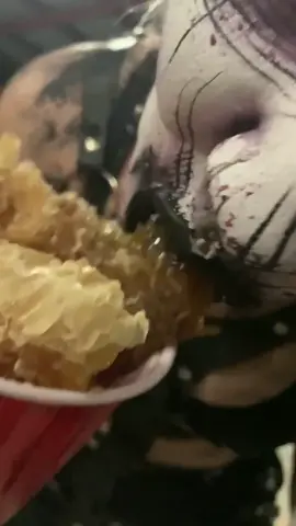 Fresh Honey! Mmmm #honey #freshhoney #foryou #foryourpage #viral #hauntedhouse