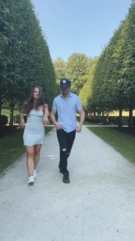 We vibin’ ✨ @zunderds #fyp #foryou #foryoupage #dance #shuffletutorial #shuffledance #shuffle #cuttinshapes #tutorials #positive #couples #happy