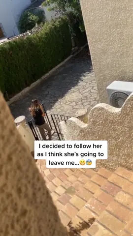I’m really worried about her ...😬😱 @maddiedavies.x #foru #foryou #foryoupage #foryoupagethis #viral #tiktok #jethouse #4u #xyzbca