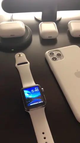 PSA to Apple Watch owners 🤯 (Flash Warning)