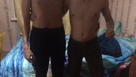 #abspunching #bellyrol #abs #abspunch #gutpunch