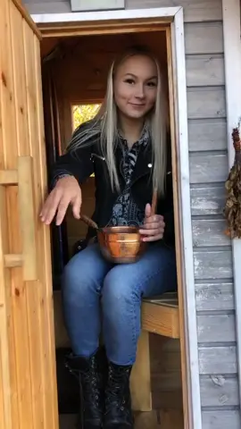 Sauna 🌿🌿 #finland #smallestsauna #sauna #fry