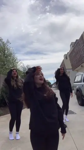 #DayInMyLife #duet #fyp #zendegim #donyadadrasan @yalda.ghaffar 💃🏼😍