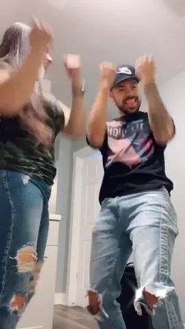 #haha #lol #blooper #sister #hermana #fyp #fup #jaja #Love #parati #tiktoklatino #amor #godaddygochallenge