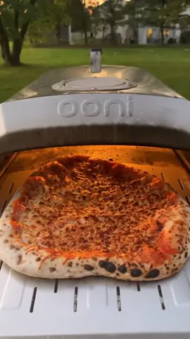 Homemade pizza #pizza #pizzatiktok #ooni #howto #cheese #foryoupage #foryou #CollegeGotMeLike  #Levitating #Foodie #food #homemade #cookingtutorial 🔥