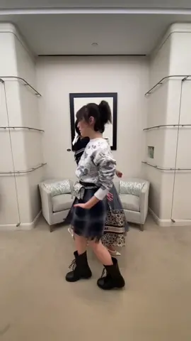 Dior fashion week #fashion #fashionweek #style #dior #CollegeGotMeLike #Levitating #EmilyinParis #stylists #fashion101 #diorfashion #diorfall20
