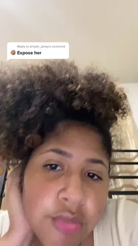 Reply to @aniyah_janay yall and she hasnt posted on instagram since july. 🤦🏽‍♀️ #razrfit #StrapBack #DoggyAnthem #FallAesthetic #EmilyinParis #fail