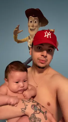 SHOWER TIME 🚿 🧼 🛁 #razrfit #livenfamily #fypシ #fy #fyp #dad #baby #3monthsold #babyboy #cutefamily