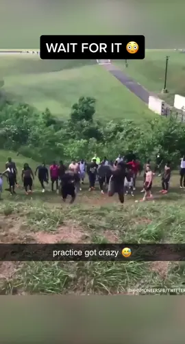 They were racing their coaches and he trucked one of them at the end. 😳🤣😳 (via hhspioneersfb/Twitter)