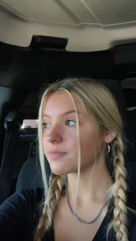 goodnight. say it back. send this to 2 ppl for good luck tmrw
