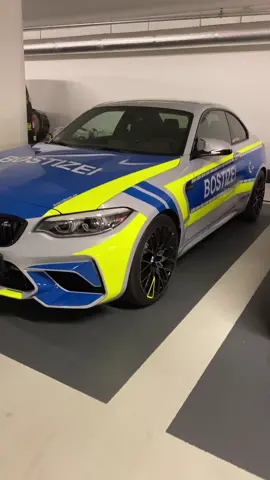 Was tippt ihr wie lange @davidbost so ungestraft rumfahren kann 😂😰#polizei