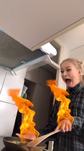 tägää se, joka on yhtä tunari keittiössä 🔥🧯#fry #finland #fyp #foryoupage