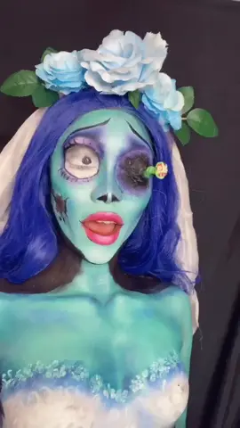 😄 💙💙 #SFXmakeup #bodypaint #corpsebride #TimBurton #halloweenlook