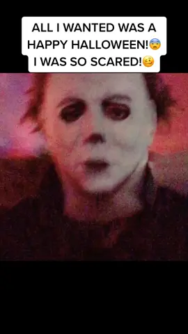 WHAT WOULD YOU DO!? OMG! 👀😬😭 #HappyHalloween #welldone #OhNo #halloween #fyp #michaelmyers #scary #WeWinTogether #showupshowoff #fy #horror