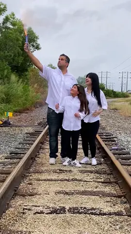 #genderreveal #baby #pregnant #foryou #foryoupage #parati #babyboy #babymama #reels #xyzbca #pregnancy #explore #viral #family #familygoals #gender