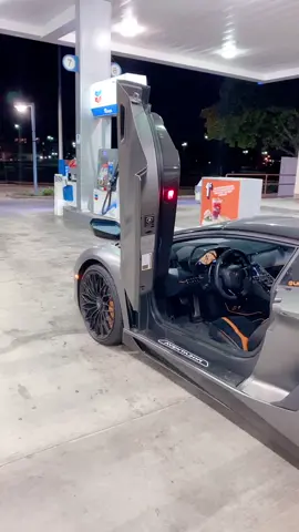 I make a trip here every 2 days ⛽️ #lamborghini #aventdor #sv #aventadorsv #cars #supercars #lambo #lamborghiniclub #lamborghinichallenge