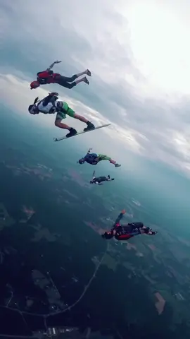 Skysurfing #dream #parachute #amazing #surf #epic #skydiving #flying #ifly