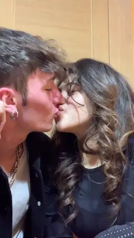 Di nuovo insieme👩‍❤️‍💋‍👨 @giuliasalemii
