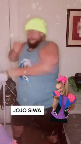 Y’all be sleeping on @itsjojosiwa 💜 #itschristmasnow #jojosiwa #funfierceteddybear #xmas #christmasmusic #greenscreen #makeitmini #OurType #fyp