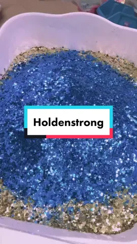 Holden strong limited bags at Itsybitsyglitter #holdenstrong #cancerfighter #childhoodcancer #cancersucks