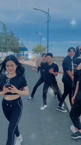 Mấy anh này đã nghiện còn ngại 🤣 #truongthanhtrong #tiktokvietnam #xuhuong IG: ttrong_196