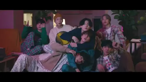 THE WAY JK HUGS HIS JIN HYUNG- NO, I'M CRYINGGGGGG 😭 #bts #bts_be #방탄소년단 #be #btslifegoeson #stream #fyp #foryou