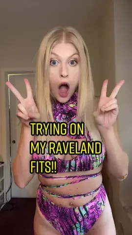 Trying on my new @ravelandofficial fits!! 💘💘 #raveland #ravelandla #ravetok #ravegirl