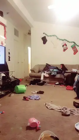 Back at it!!! I'll be posting a better cleaning video in a few! #normalizethemess