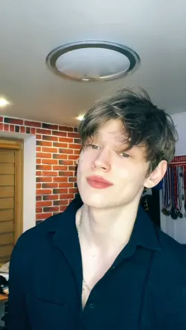😳прыщики вошли в чат😳