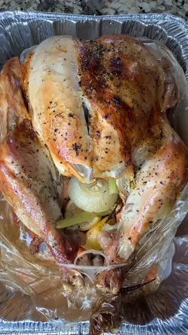 Thanksgiving day spread#GivingThanks #foodtiktok #Foodie #thanksgiving #buffet #ramsayreacts #fyp#cookingszn #football @detroitlions @houstontexans