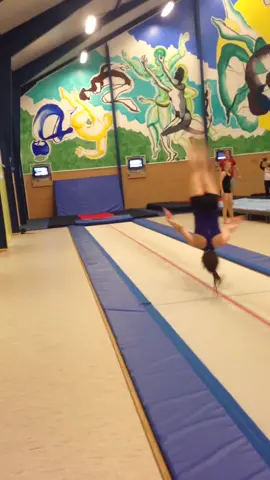 Here’s another angle of the triple pike🥰 #tumbling #luciecolebeck #foryoupage #foryou