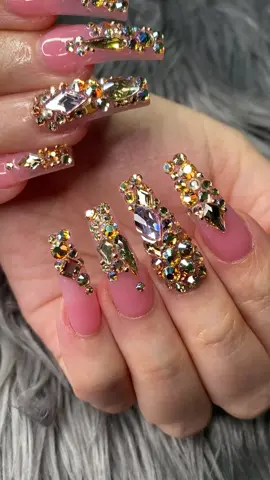 #nails #foryou #foryoupage #fyp #nailtech #OPIObsessed #uñas #parati #paratii #paratipage #swarovski #crystal #crystals #rhinestones