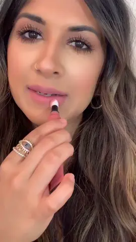 NYX Powder Puff - Best Buds #nyx #nyxpowderpufflippie #lipswatch #ultafinds