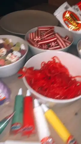 Girls nightt🥰 @frederikeannasofie @joypasx #gingerbreadhouse