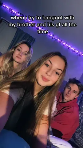 we both love @myjennatollsitch #fyp #IntroVideo #HolidayVibes #singlelife #3rdwheel