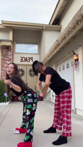 haven’t done this in so long but teaching my mom tik tok dances lol❤️ like if u wanna see us do it with music @ocg1986