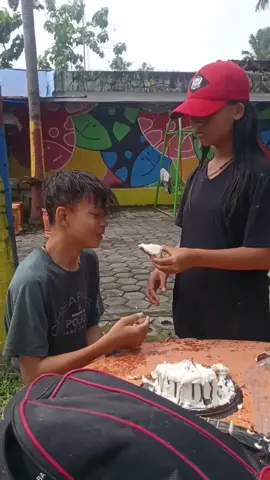 semoga langgeng ya dek...