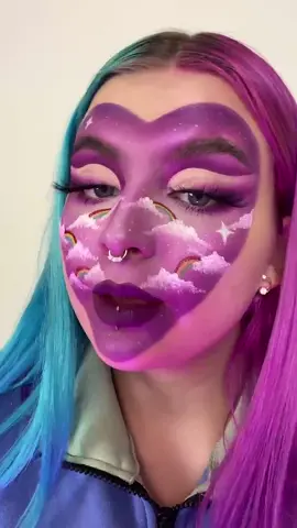 IB: @theonlyclementine @fairy.freak @becsmua I’m sorry for how many videos I filmed with this look 😳 #heartmakeup