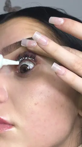 🙂✨ #eyelashapplication#eyelash#eyelashes#falsies#fakelashes#longlashes#lashes#lash#lashcheck#pestañas#pestaña#pestañaspostizas#pestañaslargas#glue