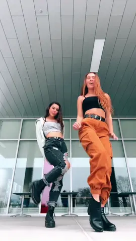 Dc: @khenniee w/@llaurengibson