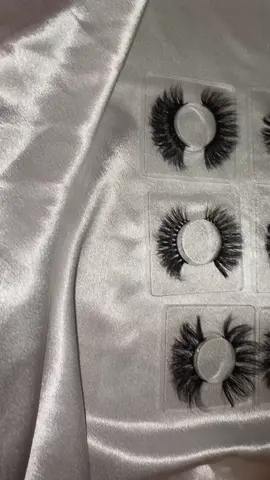 Get them lashes and lips popping with #ChalonsCosm3tics #fyp #mondays