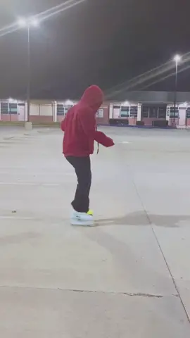 Has anyone tried this before? 😂 it was honestly so fun and made me feel much more comfortable wearing my blades 🥸 day 7/31 #skateeverything #skate